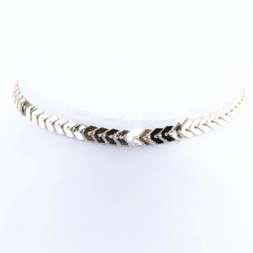 Arrow Minimalistic Simple Layering Choker Necklace - Picture 3 of 7